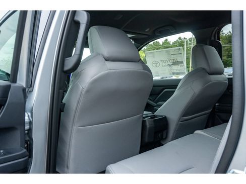 Certified 2026 Toyota Tacoma SR5 AWD/4WD image 13