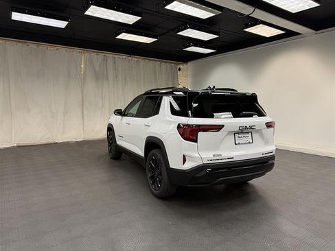 New 2026 GMC Terrain Elevation w/ Elevation Premium Package AWD/4WD image 3