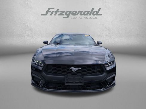 Used 2024 Ford Mustang Coupe RWD image 2