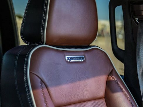 Used 2024 GMC Sierra 2500 Denali Ultimate AWD/4WD image 20