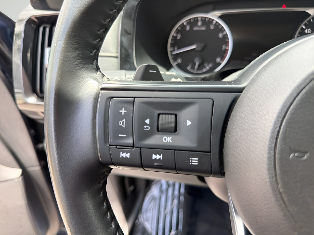 Certified 2024 Nissan Pathfinder SV FWD image 56