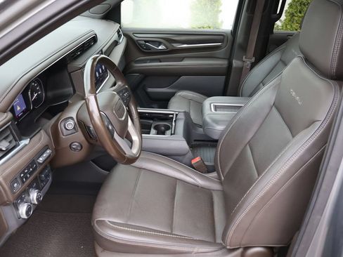 Certified 2021 GMC Yukon Denali w/ Denali Ultimate Package AWD/4WD image 16