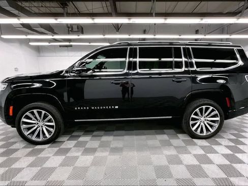 Used 2023 Jeep Grand Wagoneer Series II AWD/4WD image 13