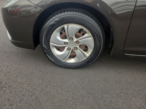 Used 2013 Honda Civic LX image 9