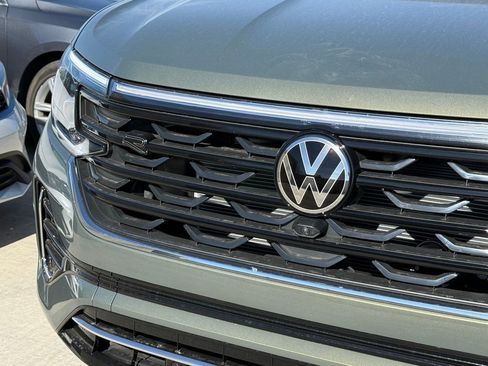 New 2026 Volkswagen Atlas Cross Sport SEL Premium R-Line image 4