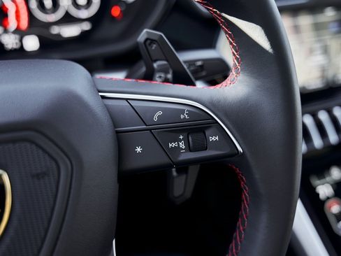 Used 2021 Lamborghini Urus image 58