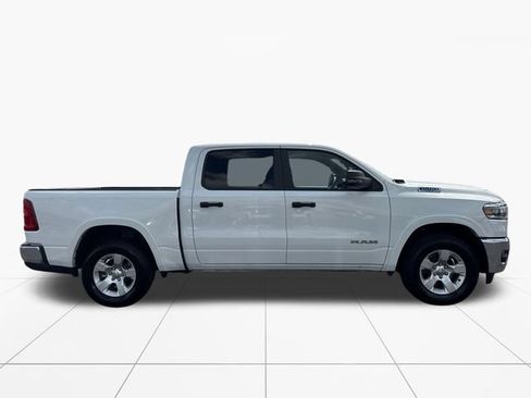 Used 2025 RAM 1500 Big Horn AWD/4WD image 7