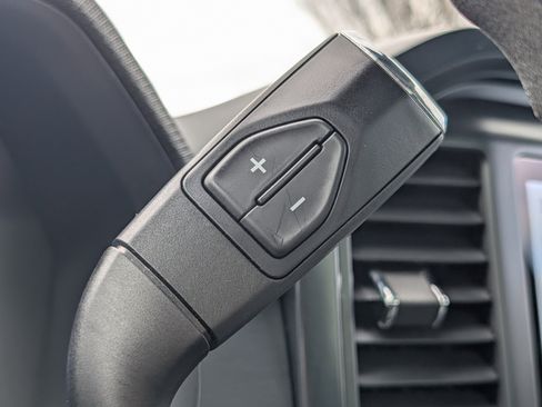 Used 2025 Ford F150 XL image 27