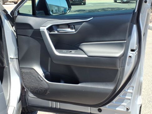 Used 2023 Toyota RAV4 XLE FWD image 14