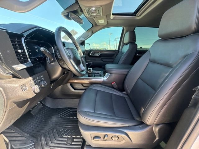 Used 2026 Chevrolet Silverado 1500 RST AWD/4WD image 2