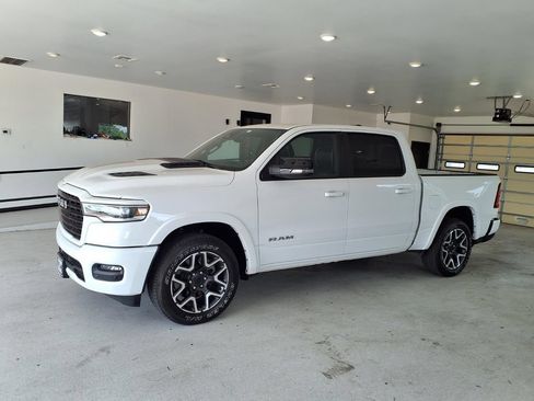 Used 2025 RAM 1500 Laramie w/ Sport Appearance Package AWD/4WD image 2