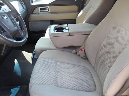 Used 2010 Ford F150 XLT image 9