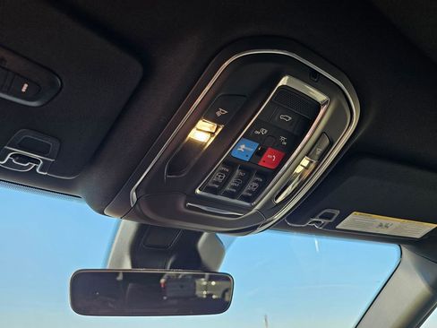 New 2025 Jeep Grand Cherokee Limited w/ Black Appearance Package image 26