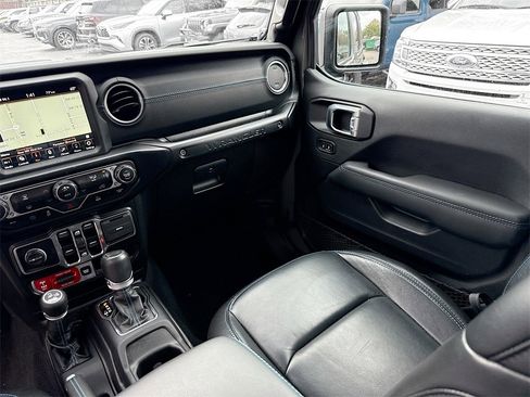 Used 2022 Jeep Wrangler Unlimited Rubicon 4xe image 26