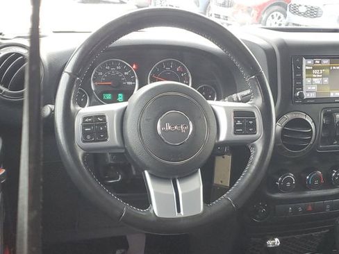 Used 2018 Jeep Wrangler Unlimited Sport image 11