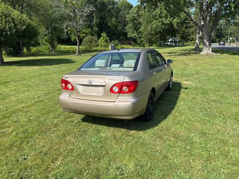 Used 2005 Toyota Corolla LE w/ Audio Value Pkg FWD image 16