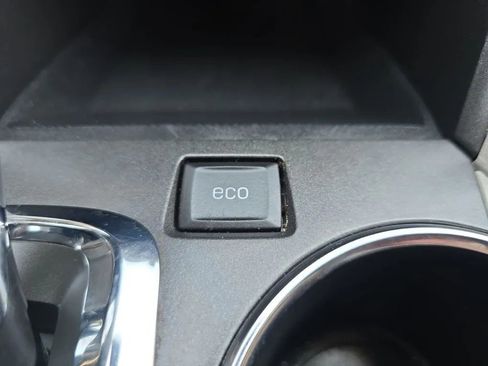 Used 2017 GMC Terrain SLE FWD image 23