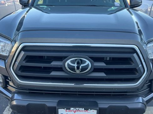 Used 2023 Toyota Tacoma SR5 w/ Technology Package AWD/4WD image 12