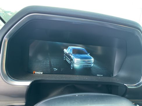 Used 2025 Ford F150 Platinum AWD/4WD image 17
