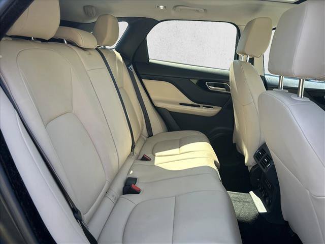 Used 2018 Jaguar F-PACE Premium AWD/4WD image 29