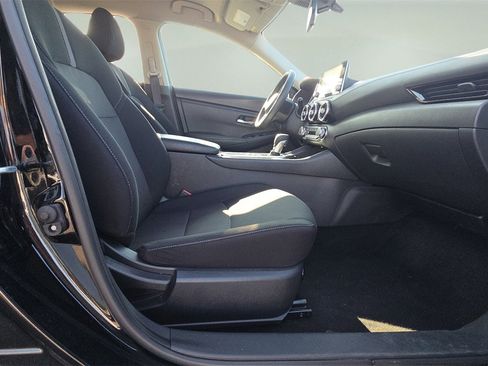 Used 2023 Nissan Sentra SV image 13