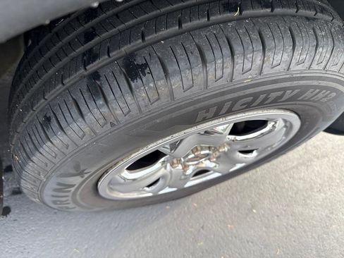 Used 2012 Honda CR-V LX image 4