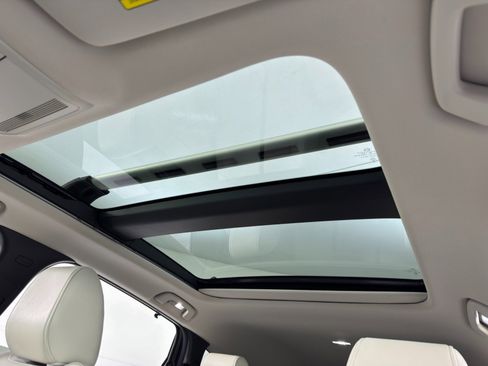 Used 2024 MAZDA CX-90 3.3 Turbo S w/ Premium Plus image 11