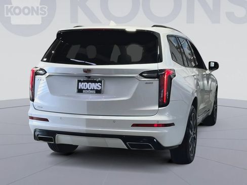 Used 2023 Cadillac XT6 Sport AWD/4WD image 11