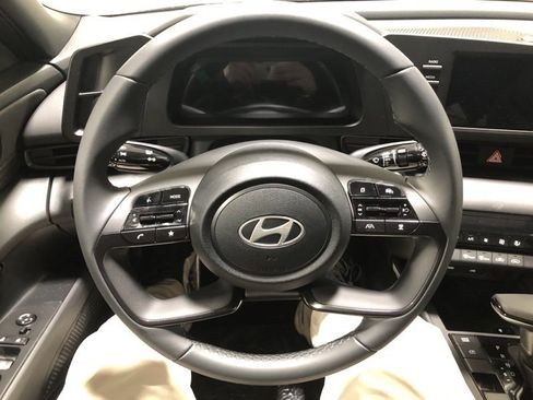 New 2026 Hyundai Elantra SEL Sport image 24