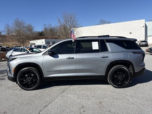 Certified 2024 Chevrolet Traverse RS image 7