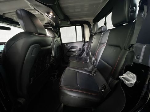 Used 2022 Jeep Gladiator Rubicon w/ Cold Weather Group image 24