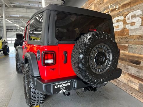 Used 2026 Jeep Wrangler Sport AWD/4WD image 21