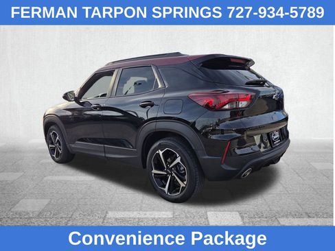 Certified 2022 Chevrolet TrailBlazer RS w/ Sun and Liftgate Package image 9