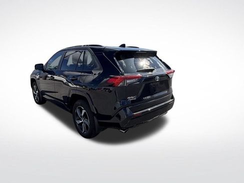 Used 2023 Toyota RAV4 SE w/ Weather & Moonroof Package AWD/4WD image 3