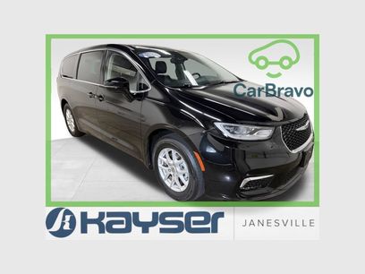 Used 2024 Chrysler Pacifica Touring-L