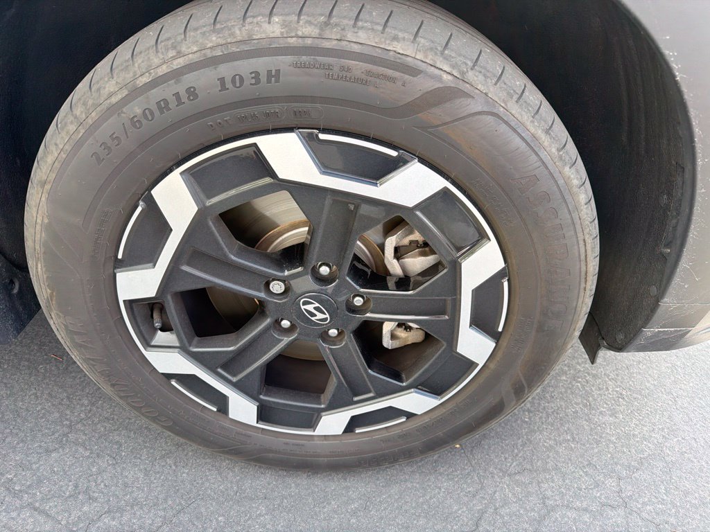 Used 2024 Hyundai Santa Fe SE AWD/4WD image 9