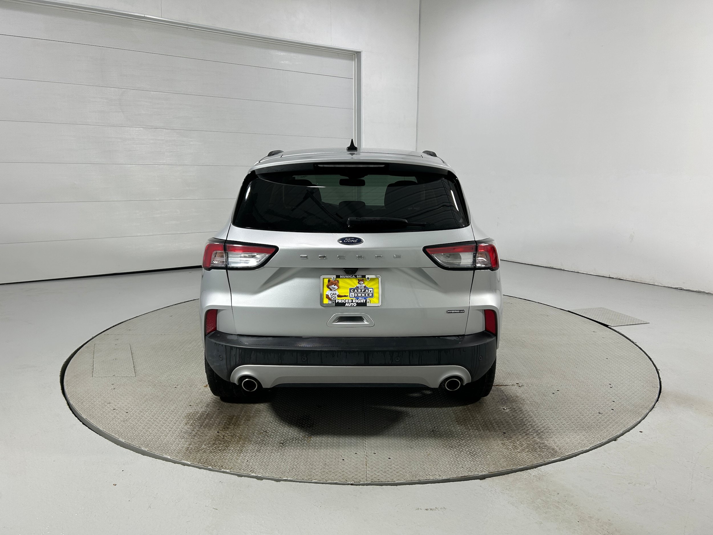 Used 2020 Ford Escape Titanium AWD/4WD image 29