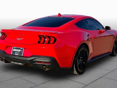 Used 2025 Ford Mustang GT RWD image 13
