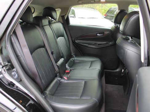 Used 2017 INFINITI QX50 AWD w/ Premium Plus Package image 28