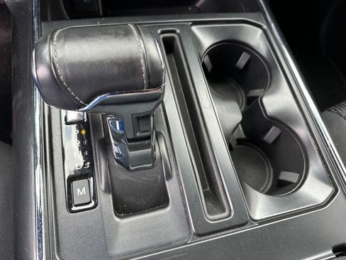 Used 2022 Ford F150 XLT w/ Equipment Group 302A High AWD/4WD image 16