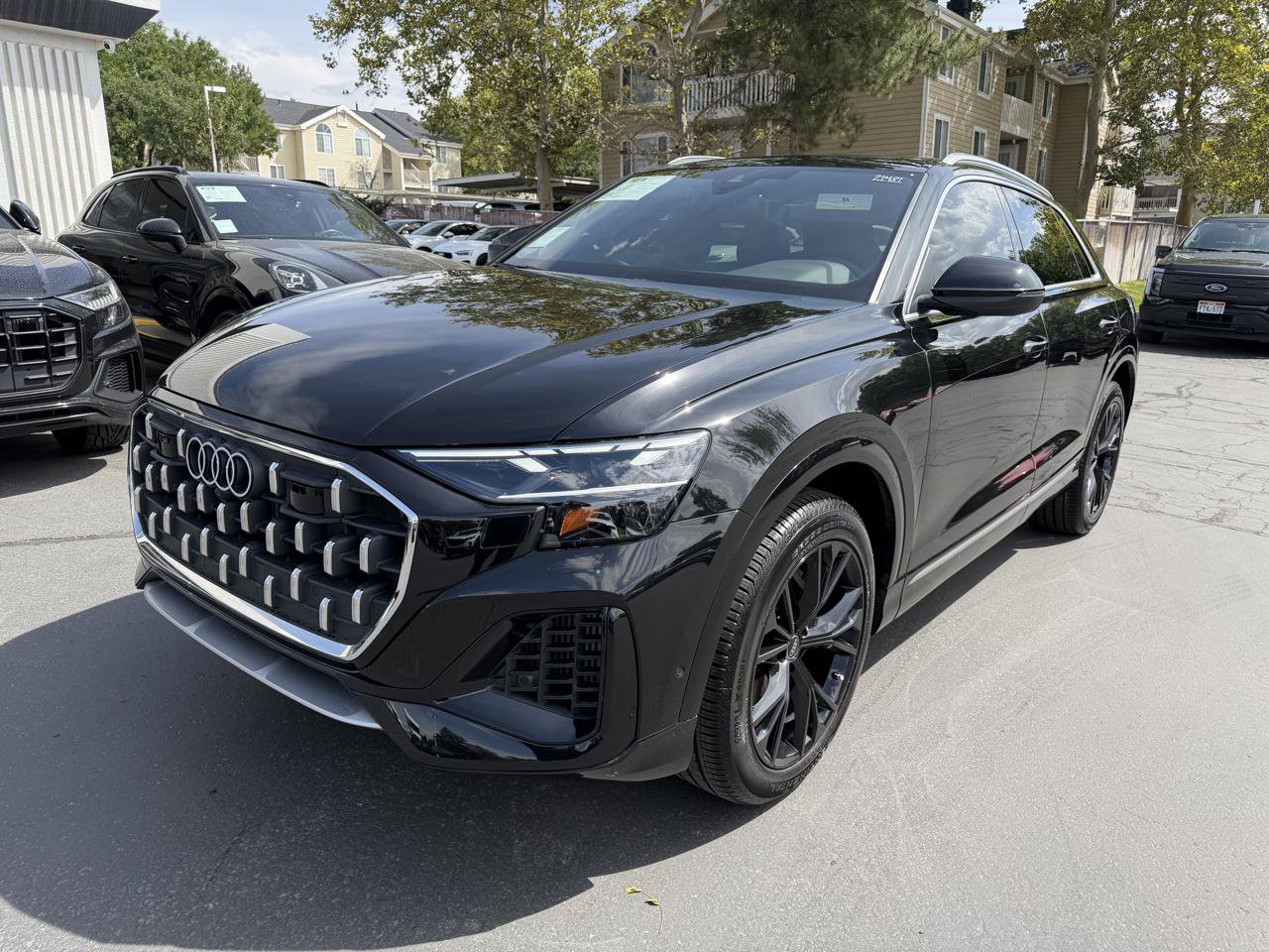 Used 2024 Audi Q8 Premium Plus w/ Premium Plus Package AWD/4WD image 9