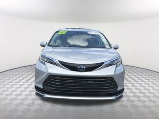 Certified 2022 Toyota Sienna LE FWD video 2