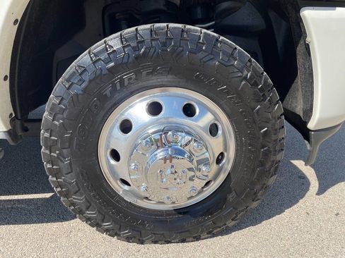 Used 2022 RAM 3500 Limited image 10