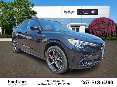 Used 2023 Alfa Romeo Stelvio Veloce AWD/4WD image 1