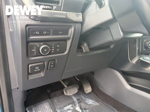 Used 2021 Ford F150 Lariat AWD/4WD image 14