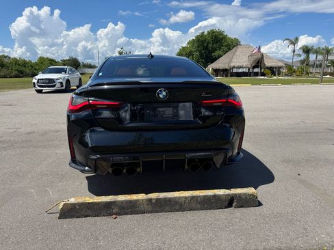 Used 2021 BMW M4 Competition w/ M Carbon Exterior Package RWD image 5