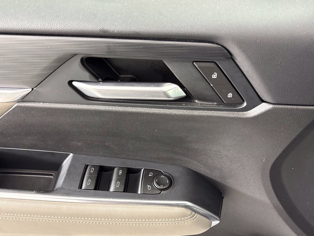 Certified 2026 GMC Acadia Elevation FWD image 33
