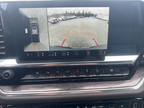 Used 2025 Chevrolet Silverado 1500 LTZ image 20