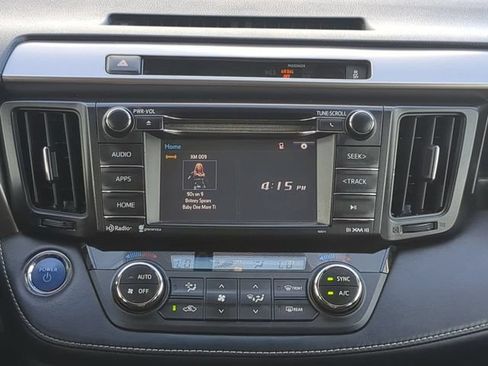 Used 2016 Toyota RAV4 XLE AWD/4WD image 17