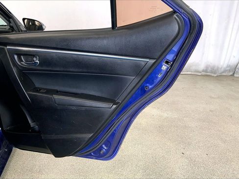 Used 2015 Toyota Corolla S FWD image 23